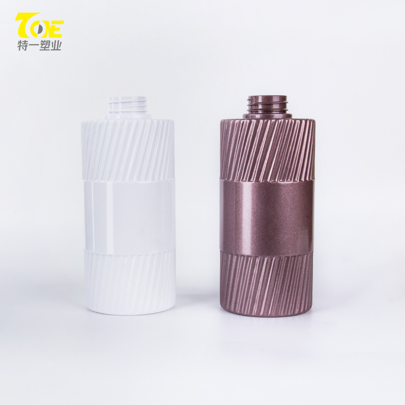 round pet shampoo bottle