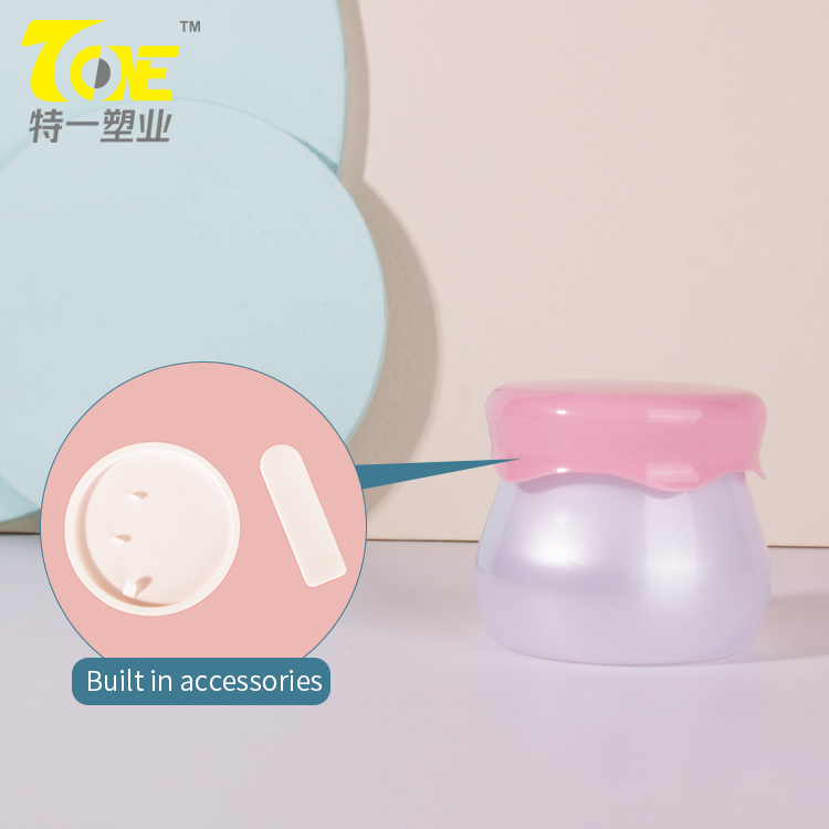 pet cream jar